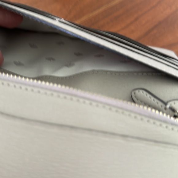 Kate Spade Wristlet Wallet Tan - Picture 5 of 8